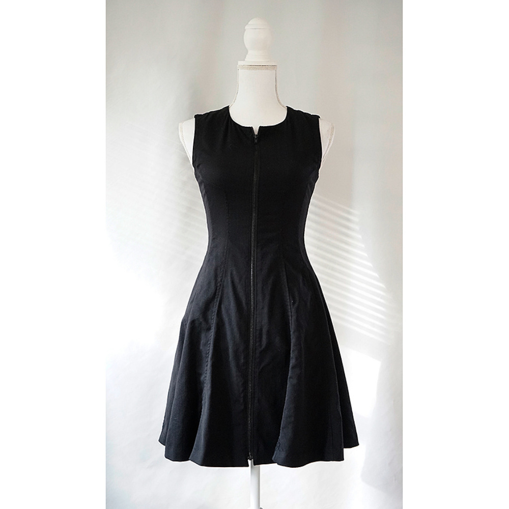 Theory Bonbi Dress | Black Zipper Front